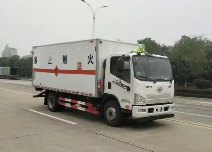 鼎湖爆破器材运输车可以上高速吗？