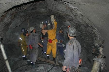 鼎湖工程爆破中的危险因素分析以及应对工程爆破危险的措施